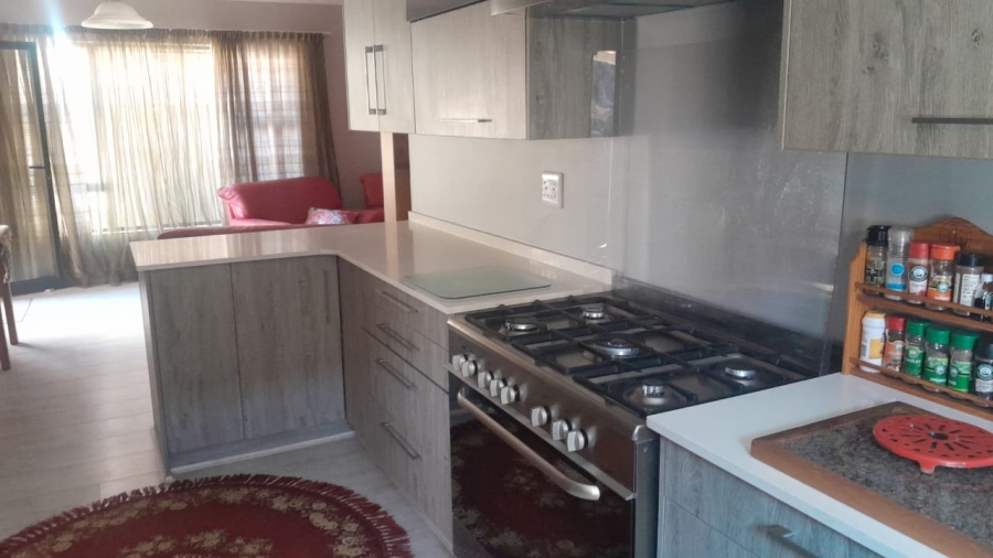 2 Bedroom Property for Sale in Flamwood North West